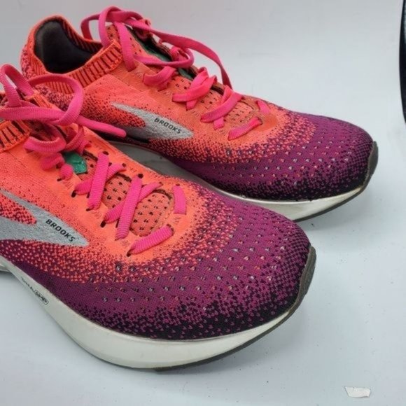 Brooks Levitate 2 Women's Pink Purple Running Shoes Size 8.5 - Picture 10 of 12